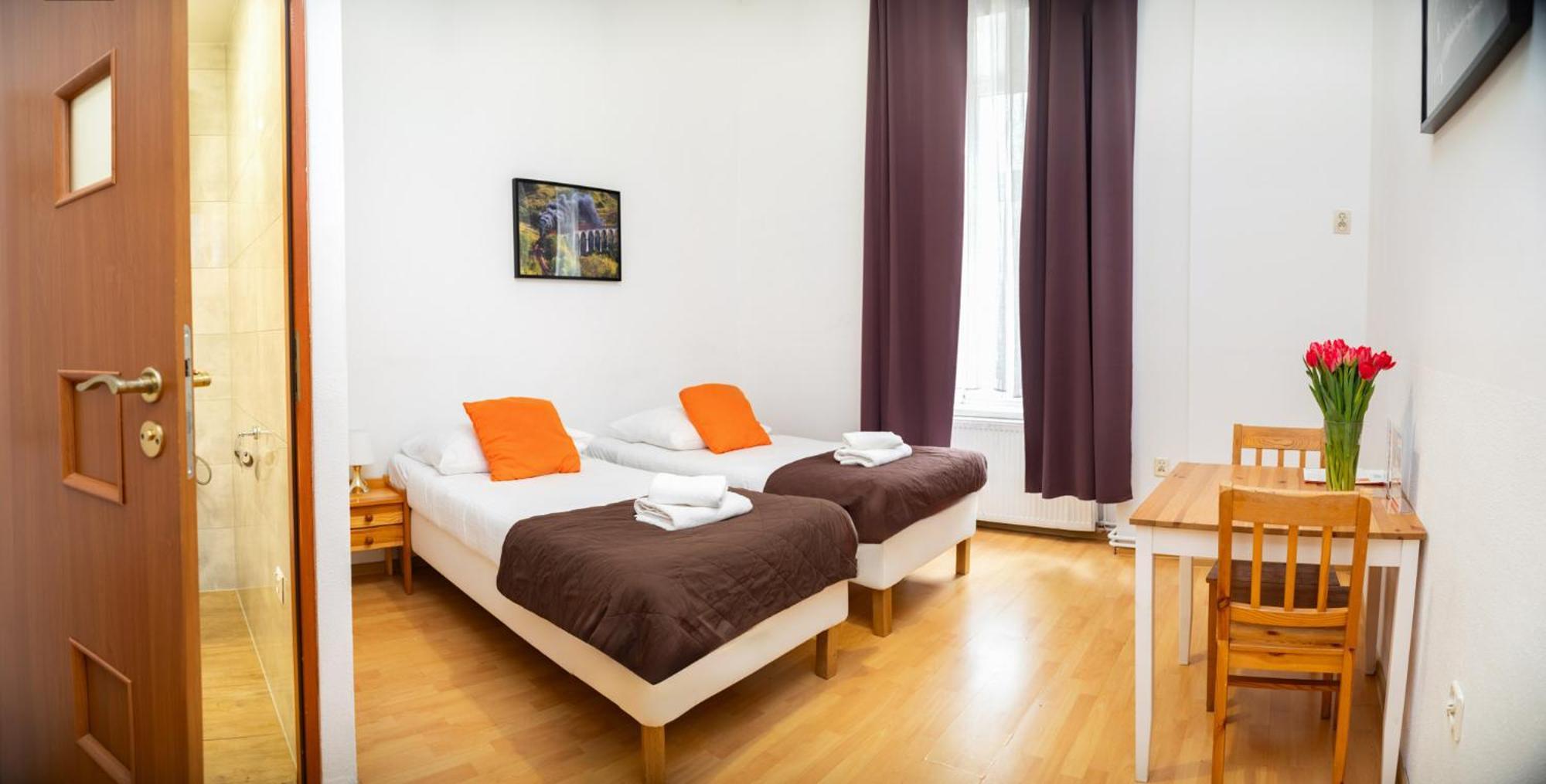 Station Aparthotel Krakow Bagian luar foto